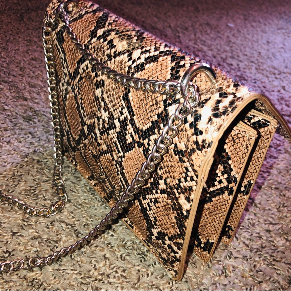 Purse - Picture 3 of 6